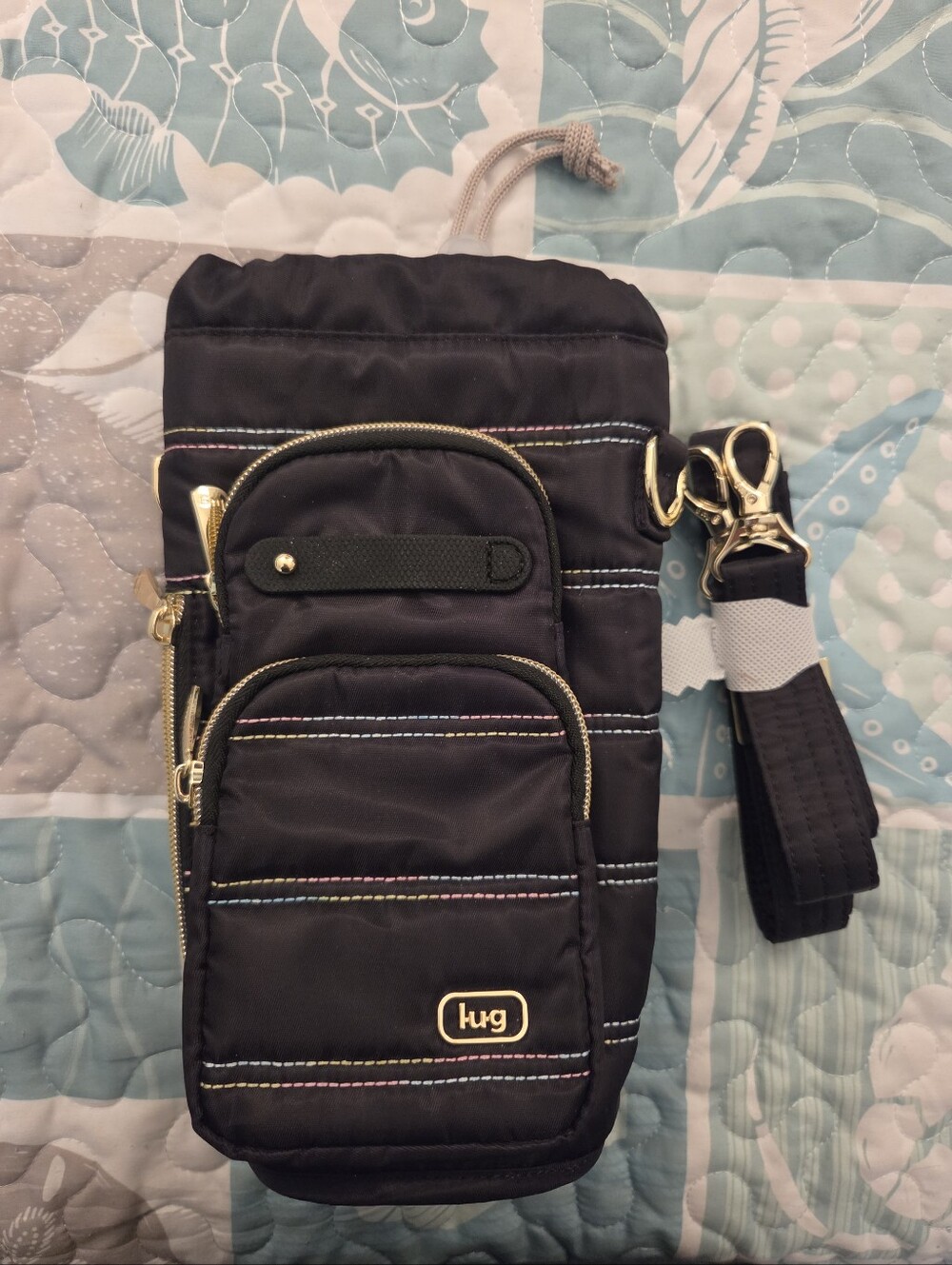 Lug huggie wide black with icepop stitch gold hardware and charm bar